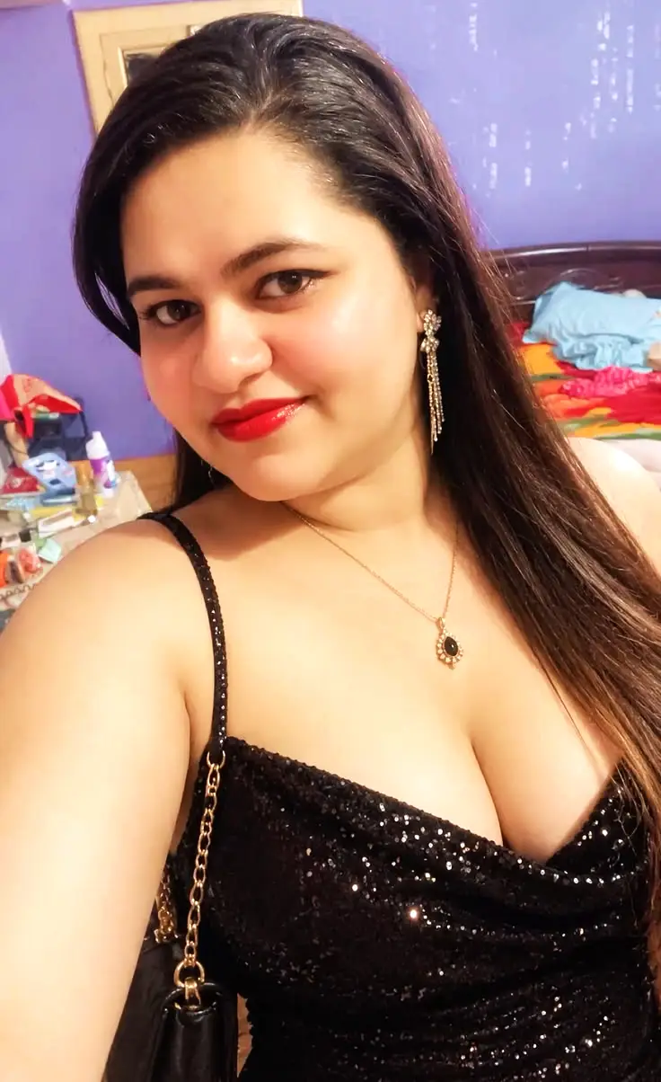 bondhur premika ke chuda
